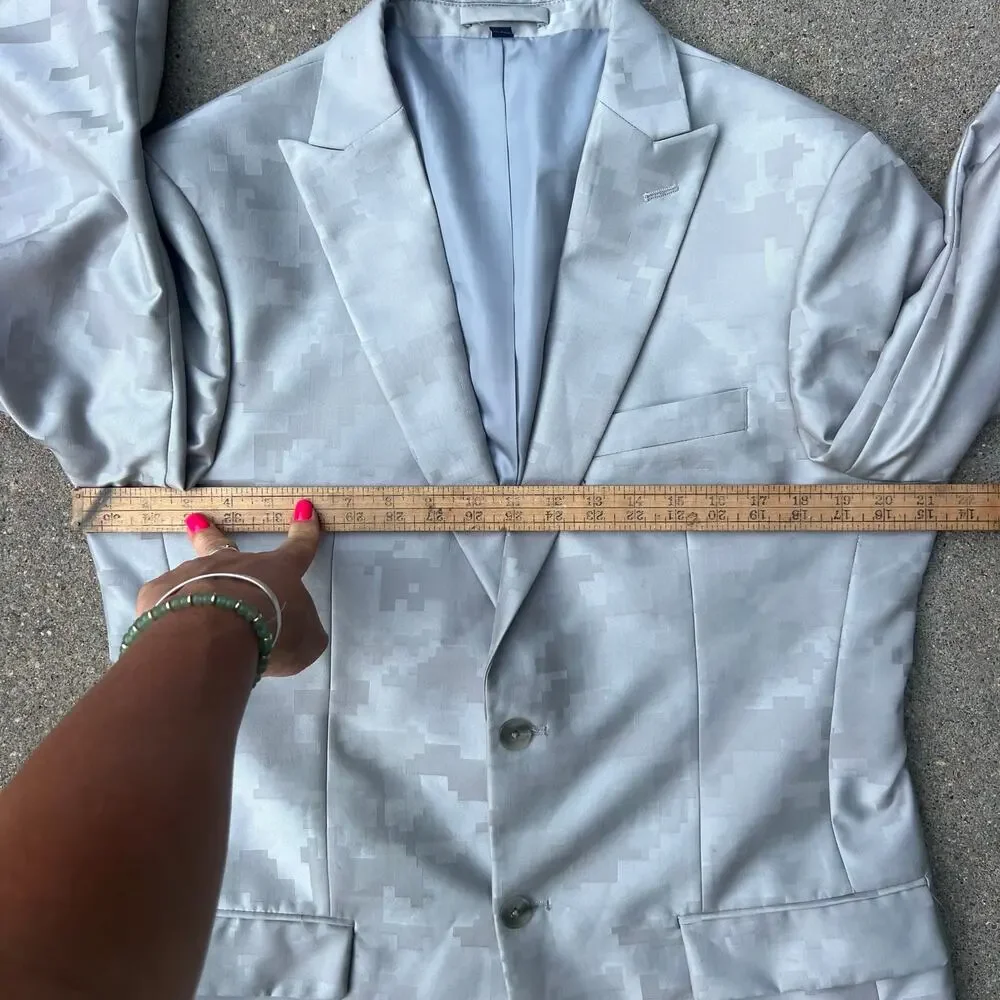 Jos A Bank Tailored Fit Digital Camo Gray Silver Suit Jacket Blazer Size 40 Reg